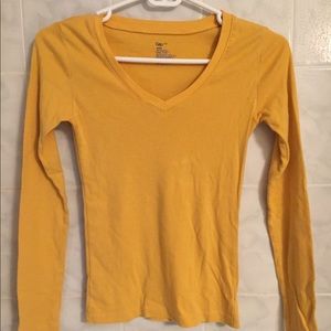 Fitted Mustard Long-sleeve